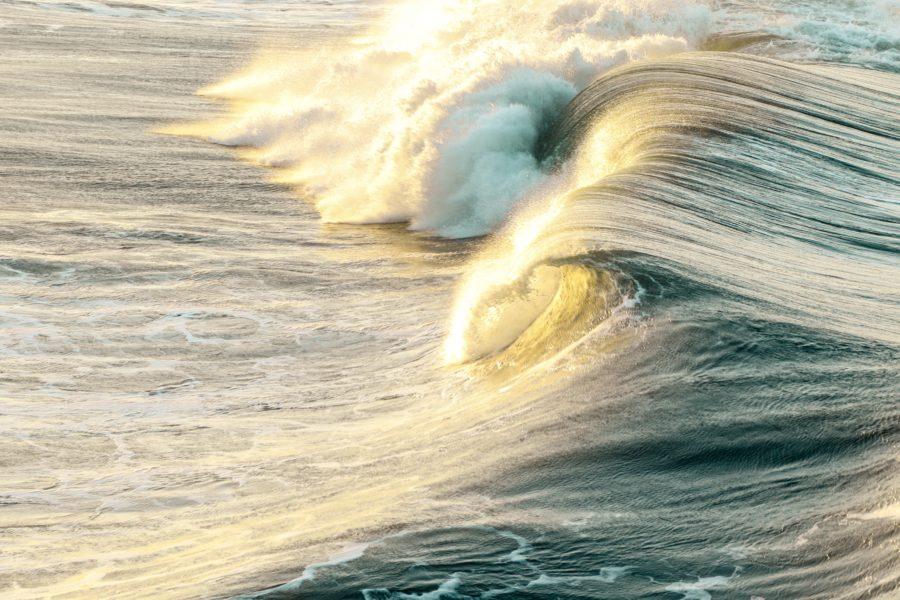 巨大な波でのワイプアウト方法
